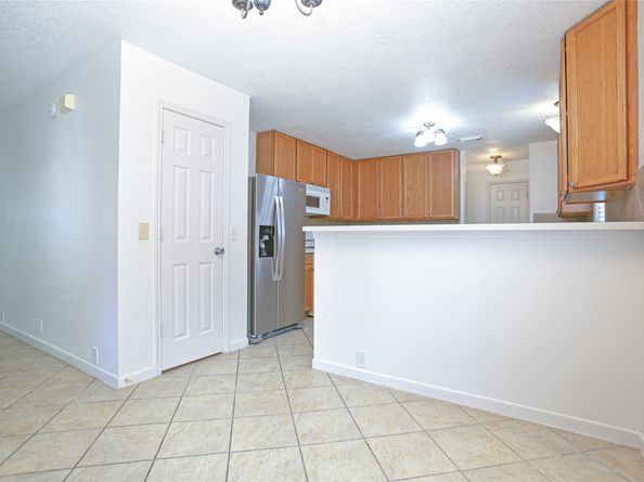 17627 S Summit Canyon Drive, Houston TX 77095