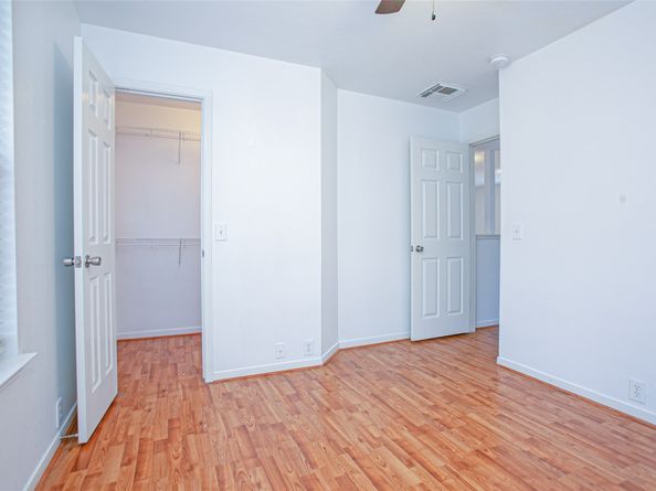 17627 S Summit Canyon Drive, Houston TX 77095