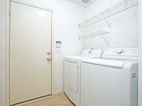 17627 S Summit Canyon Drive, Houston TX 77095