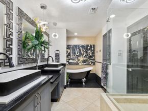 3350 Mccue Road 2404, Houston TX 77056