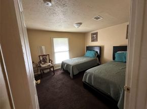 1035 Nadolney Street, Houston TX 77015