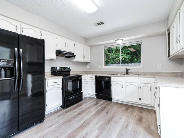 6031 Crooked Post Road, Spring TX 77373