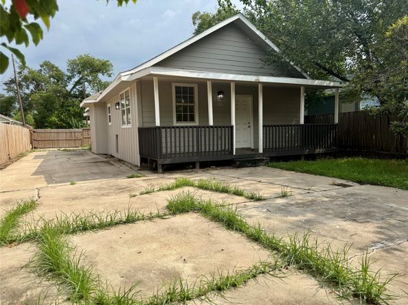 1816 Ryon Street, Houston TX 77009