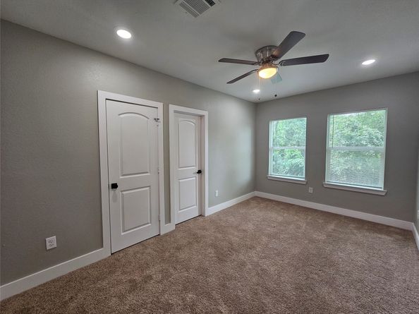 5715 Enid Street, Houston TX 77009