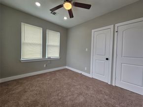 5715 Enid Street, Houston TX 77009