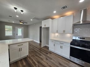 5715 Enid Street, Houston TX 77009