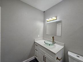 5715 Enid Street, Houston TX 77009
