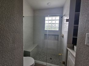 5715 Enid Street, Houston TX 77009