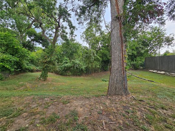 5715 Enid Street, Houston TX 77009