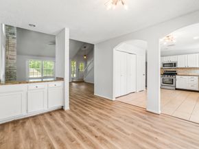 6 Fairmeade Bend Drive, The Woodlands TX 77381