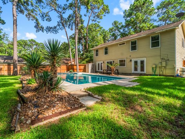 6 Fairmeade Bend Drive, The Woodlands TX 77381