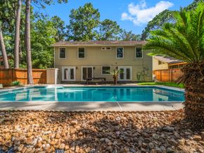 6 Fairmeade Bend Drive, The Woodlands TX 77381