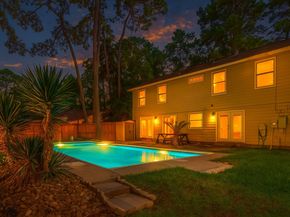 6 Fairmeade Bend Drive, The Woodlands TX 77381