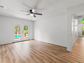 6 Fairmeade Bend Drive, The Woodlands TX 77381