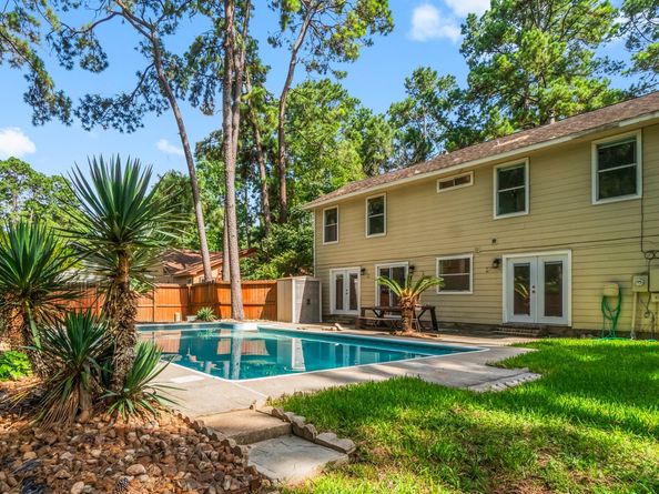 6 Fairmeade Bend Drive, The Woodlands TX 77381