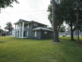 8432 Park Place Boulevard, Houston TX 77017