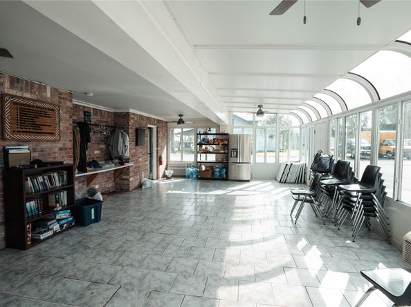 8432 Park Place Boulevard, Houston TX 77017