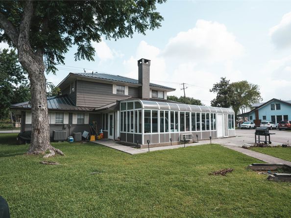 8432 Park Place Boulevard, Houston TX 77017