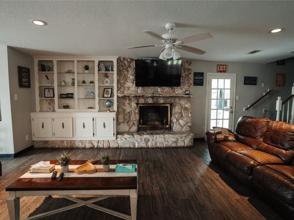 8432 Park Place Boulevard, Houston TX 77017