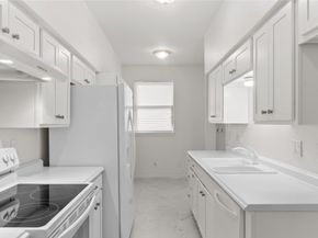 7525 Brompton Street 7525, Houston TX 77025