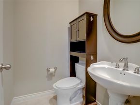9133 Creekstone Lake Drive, Houston TX 77054