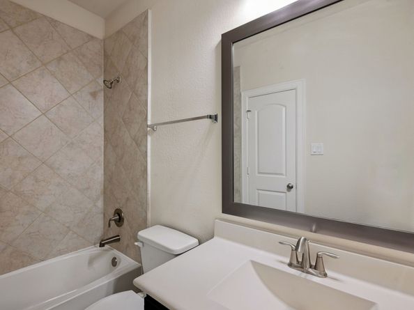 10007 Spring Shadows Park Circle, Houston TX 77080