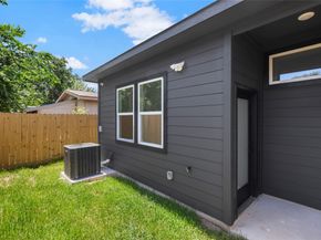 7323 Bastogne Road, Houston TX 77033