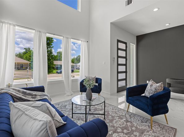 7323 Bastogne Road, Houston TX 77033