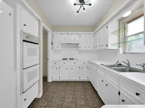 6614 Vialinda Drive, Houston TX 77083