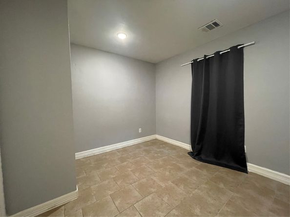 10120 Homestead Road, Houston TX 77016