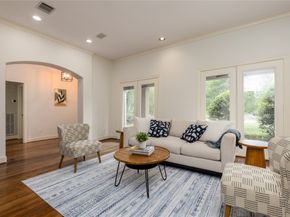 814 W 41st Street, Houston TX 77018