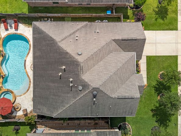 13018 Hazelwood Hollow Drive, Tomball TX 77377