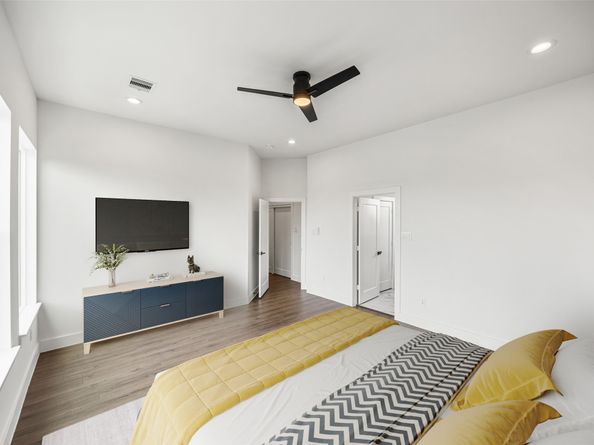 5512 Hardy Street, Houston TX 77009