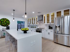 2350 Wroxton Road, Houston TX 77005