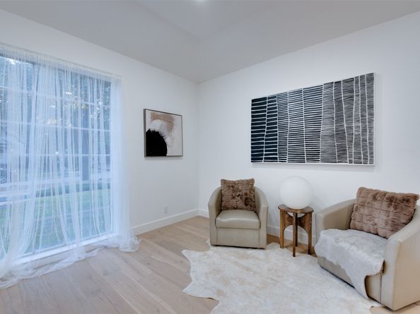 2350 Wroxton Road, Houston TX 77005
