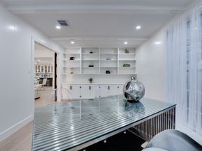 2350 Wroxton Road, Houston TX 77005
