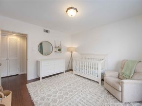 2230 S Piney Point Road 206, Houston TX 77063