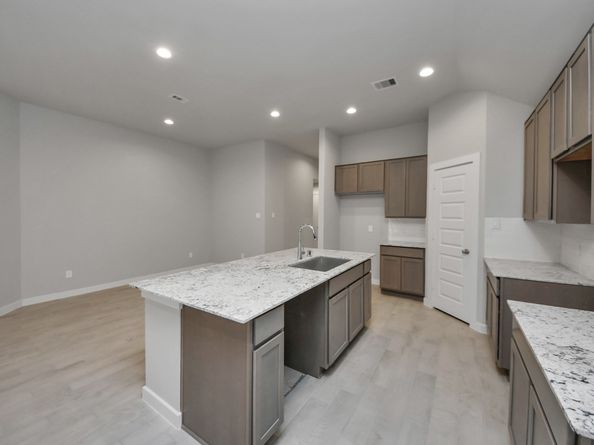 14915 Royal Leaf Drive, Cypress TX 77429