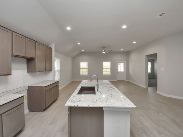 14915 Royal Leaf Drive, Cypress TX 77429