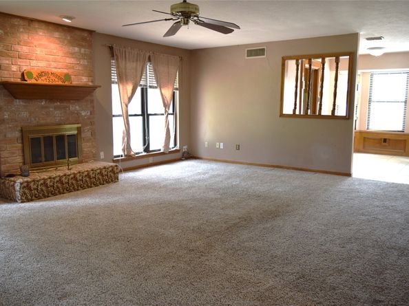 7331 Rancho Mission Drive, Houston TX 77083