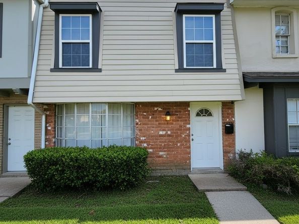 11535 Beechnut Street, Houston TX 77072