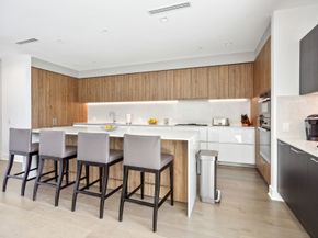 5104 Caroline Street 203, Houston TX 77004