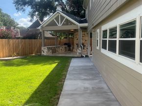 702 Queensmill Court, Houston TX 77079