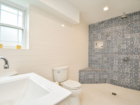 702 Queensmill Court, Houston TX 77079