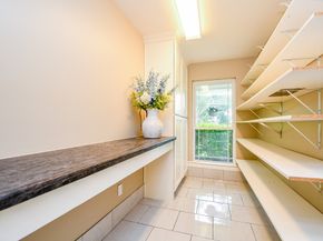 702 Queensmill Court, Houston TX 77079