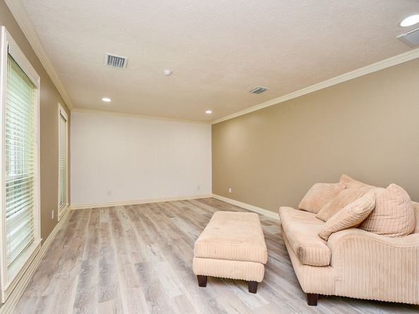 702 Queensmill Court, Houston TX 77079