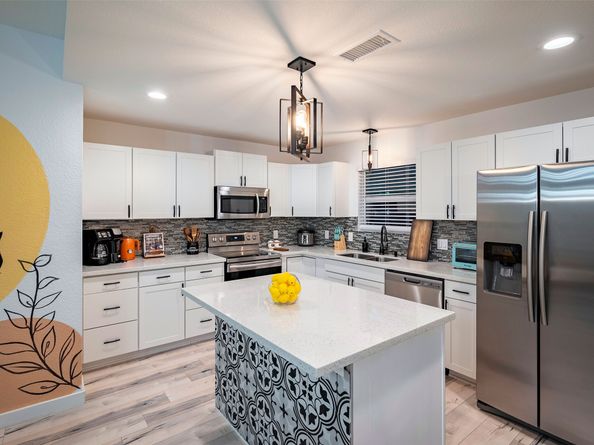 5918 Lattimer Drive, Houston TX 77035