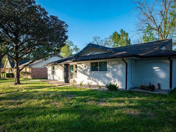 5918 Lattimer Drive, Houston TX 77035