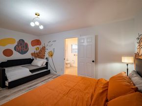 5918 Lattimer Drive, Houston TX 77035