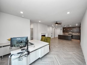 6804 Westview Drive 3104, Houston TX 77055
